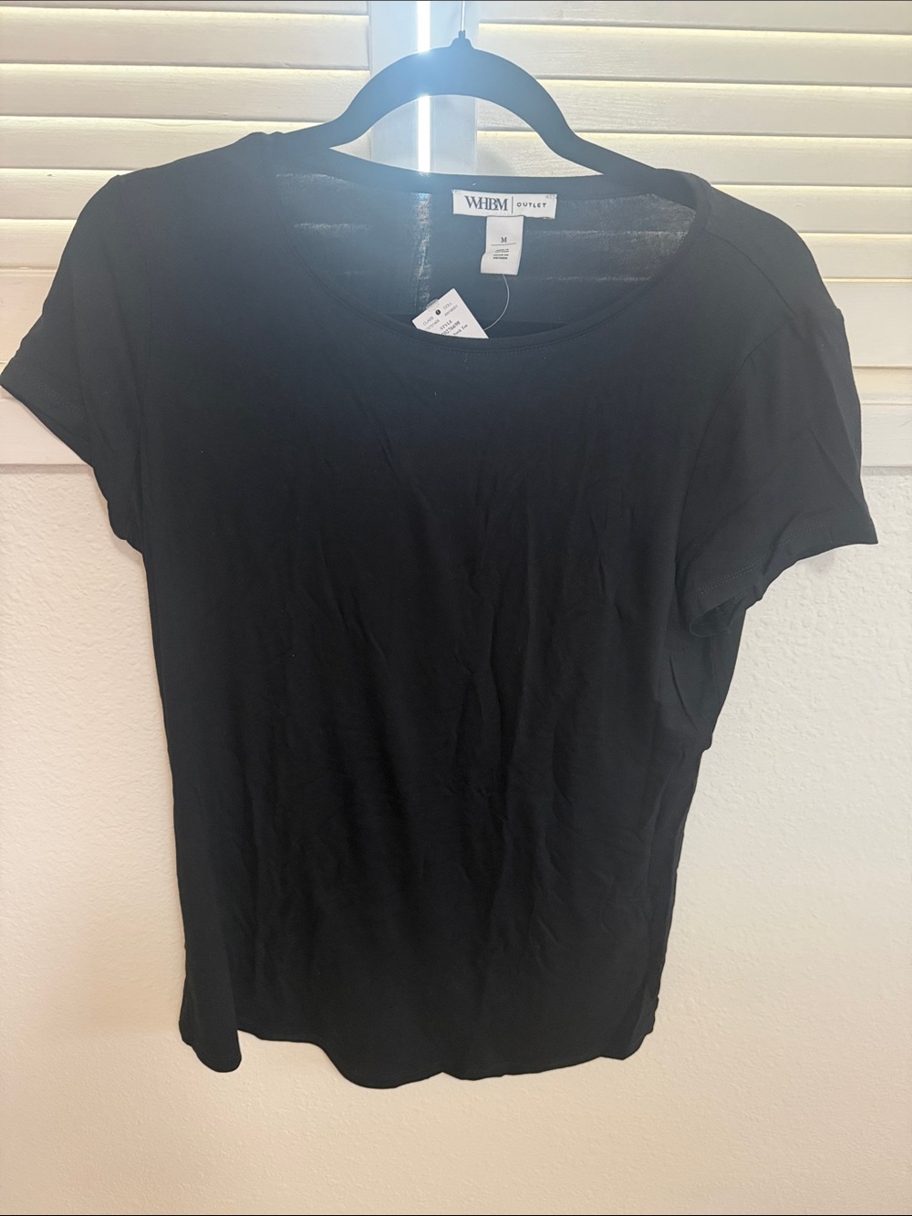 White House Black Market Black Short-Sleeve Scoop Neck Tee